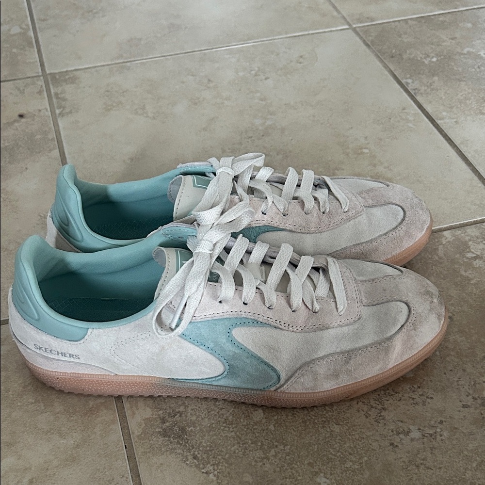Skechers Women's White and Teal Sneakers